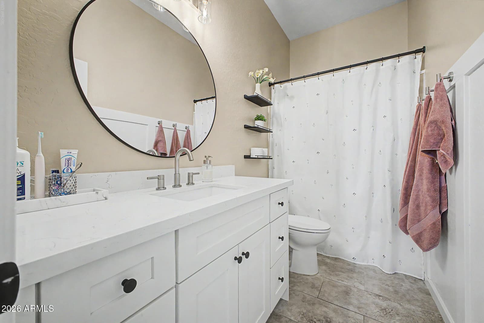 366 E KRISTA Way, Tempe, AZ 85284 — photo 30 of 55