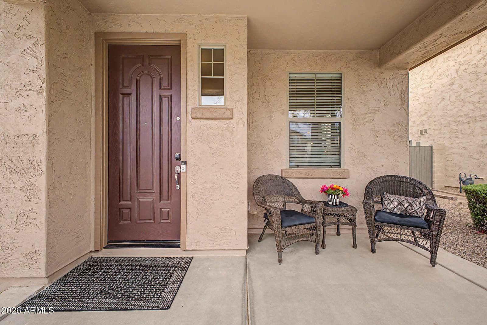1076 E EUCLID Avenue, Gilbert, AZ 85297 — photo 7 of 58