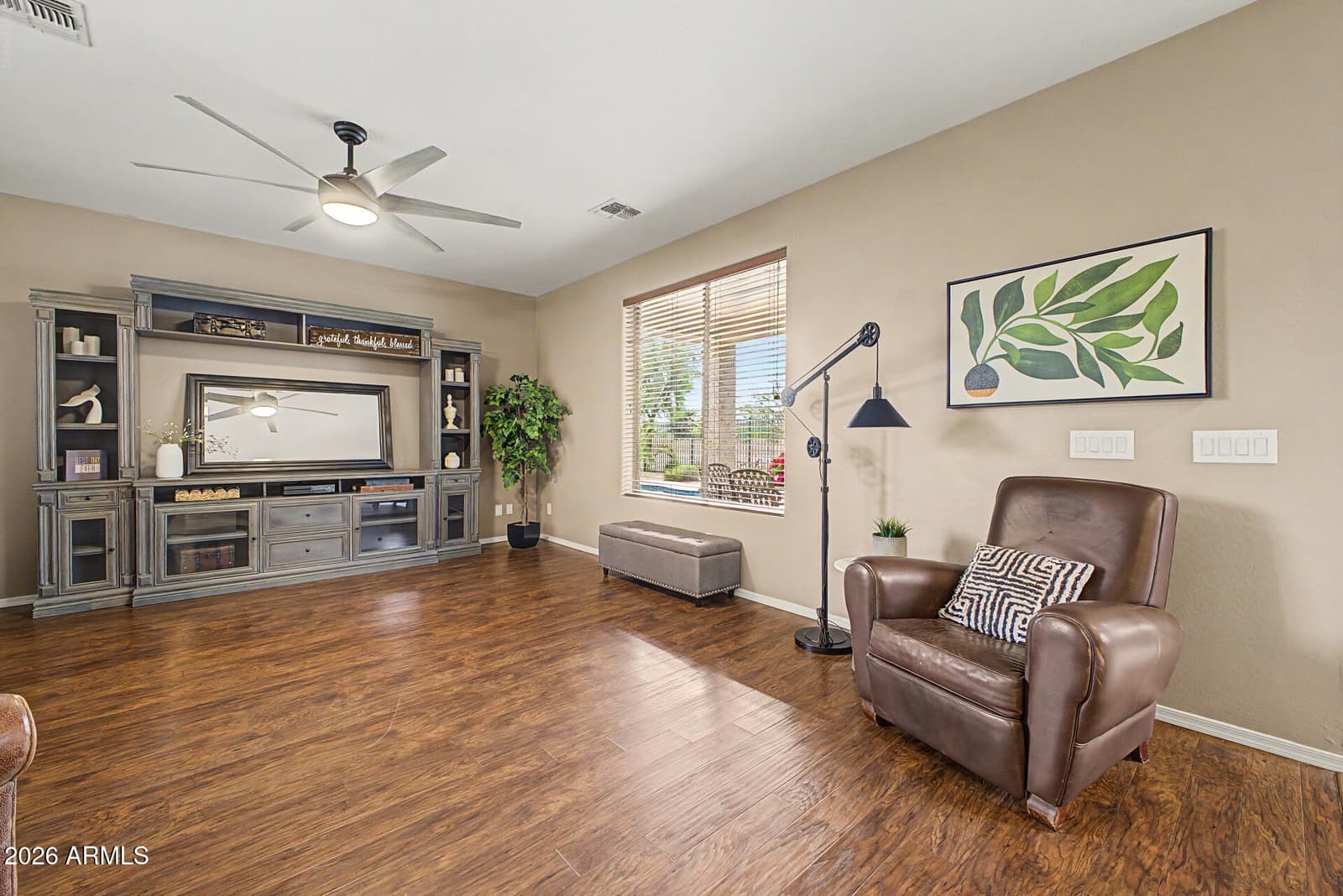 1076 E EUCLID Avenue, Gilbert, AZ 85297 — photo 11 of 58
