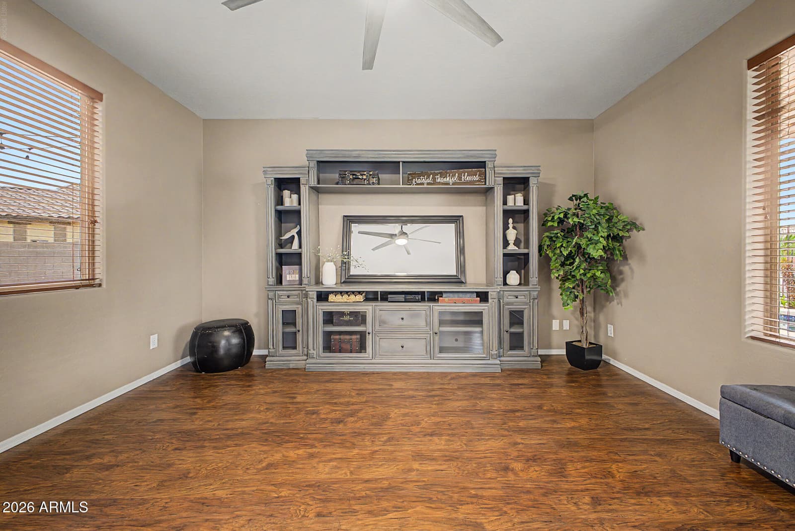 1076 E EUCLID Avenue, Gilbert, AZ 85297 — photo 12 of 58