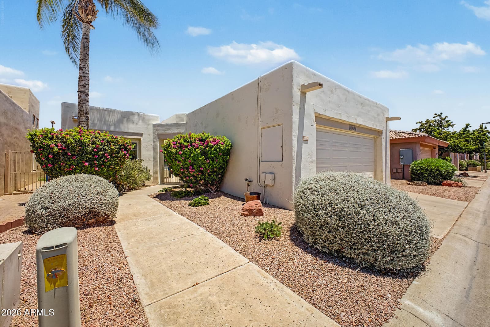 14486 W ZUNI Trail, Surprise, AZ 85374 — photo 4 of 30