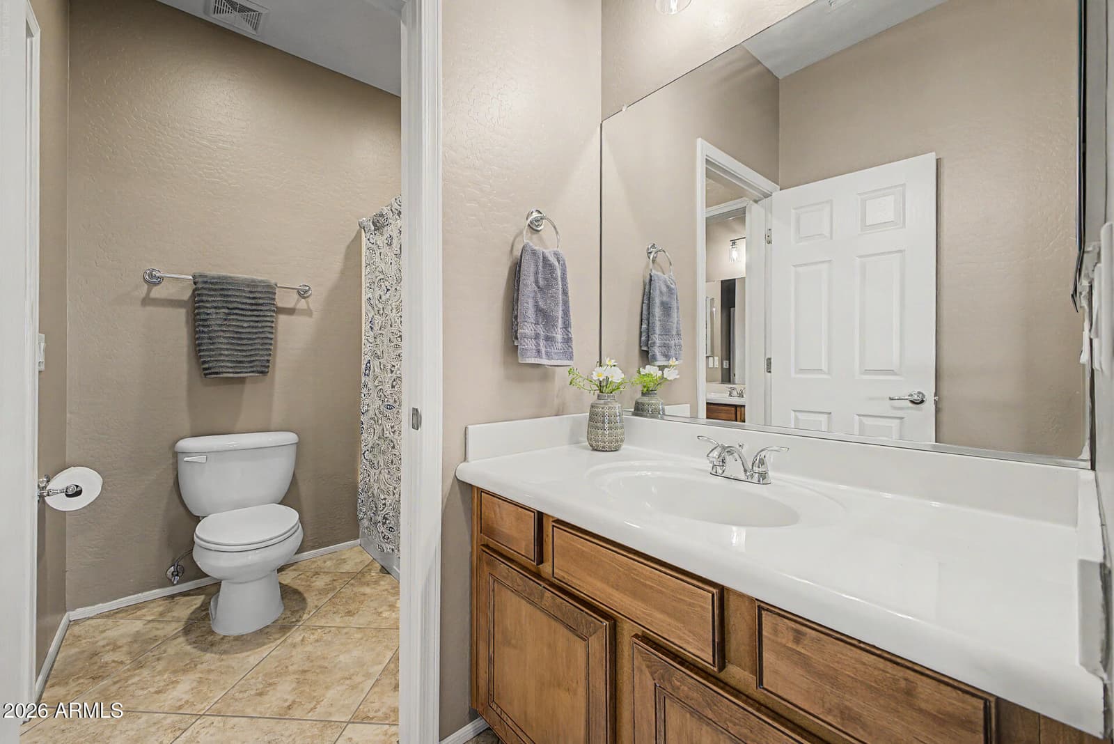 1076 E EUCLID Avenue, Gilbert, AZ 85297 — photo 32 of 58