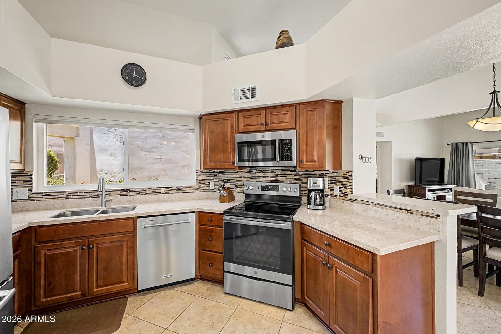 14486 W ZUNI Trail, Surprise, AZ 85374 — photo 8 of 30