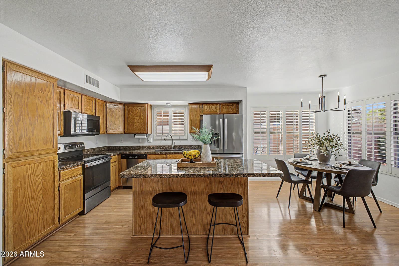 19541 N 53RD Avenue, Glendale, AZ 85308 — photo 12 of 39