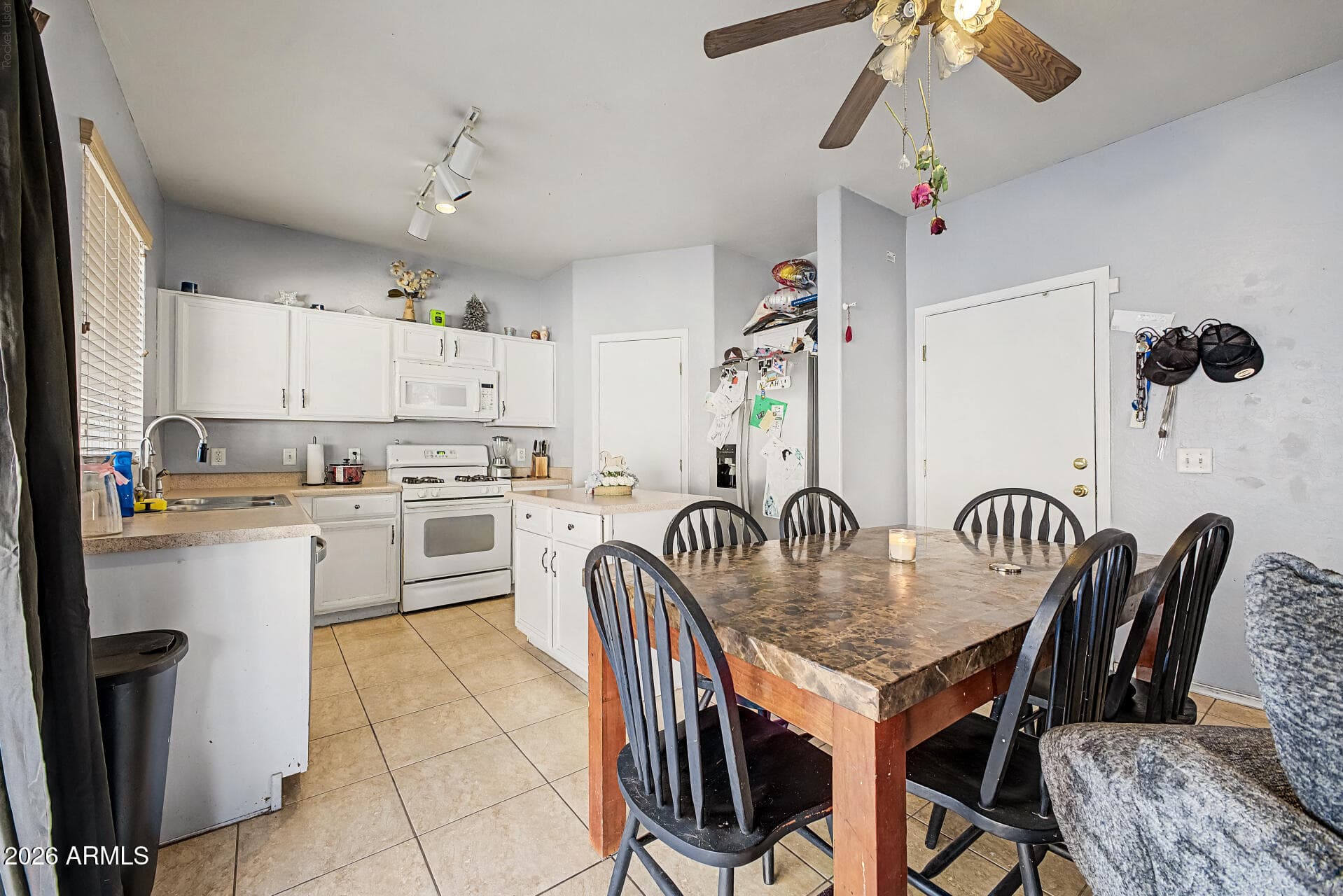12007 W BELMONT Drive, Avondale, AZ 85323 — photo 4 of 19