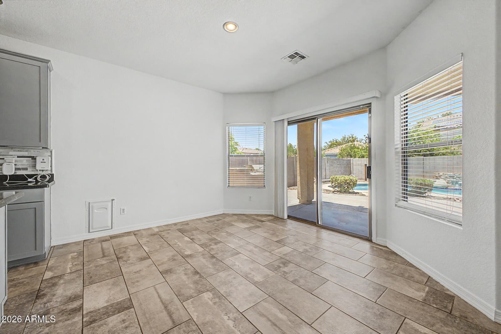 9054 E ORO Avenue, Mesa, AZ 85212 — photo 15 of 43