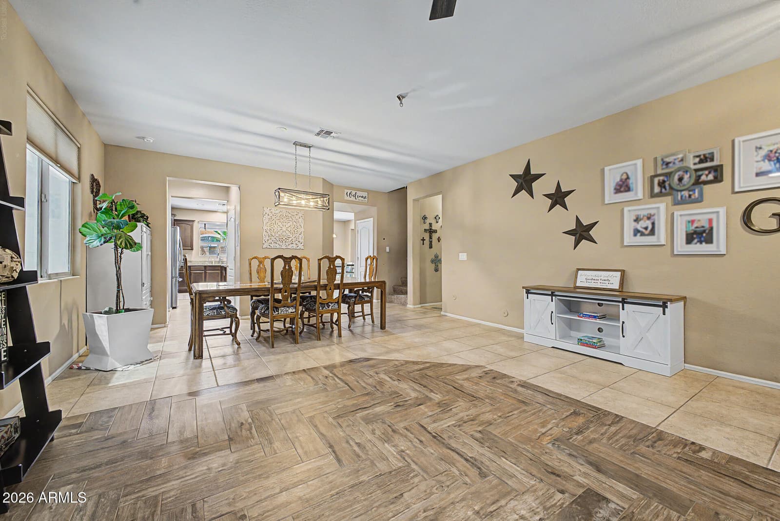 17548 W LARKSPUR Drive, Surprise, AZ 85388 — photo 5 of 50
