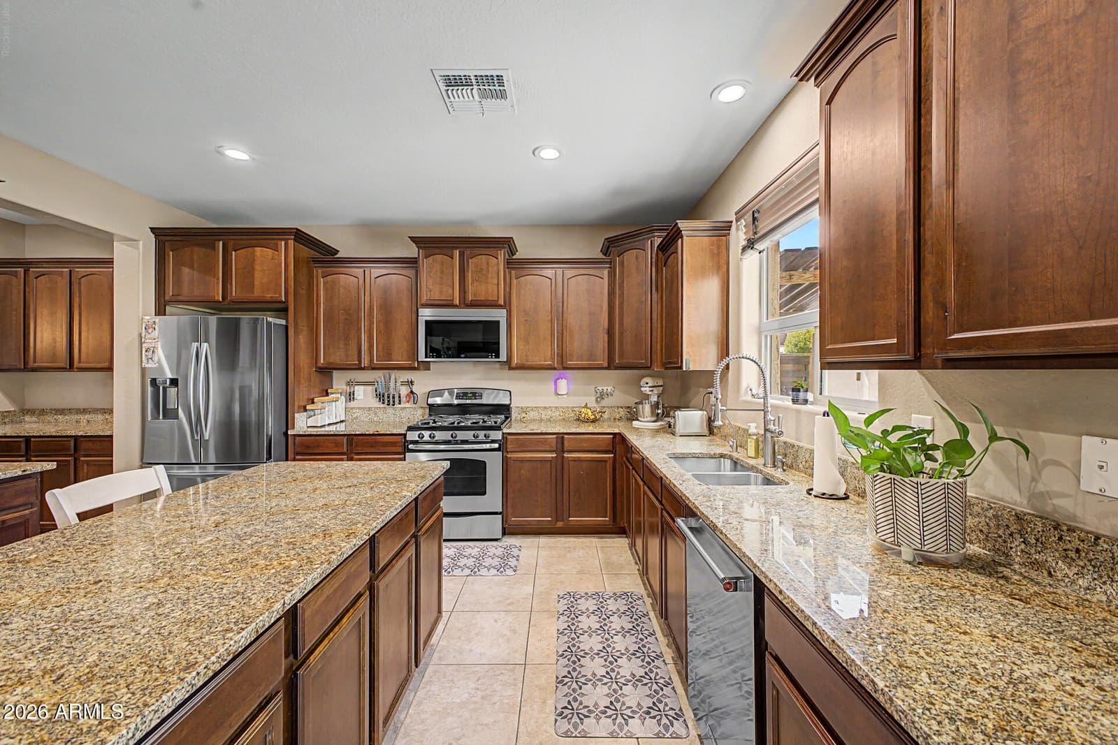17548 W LARKSPUR Drive, Surprise, AZ 85388 — photo 15 of 50