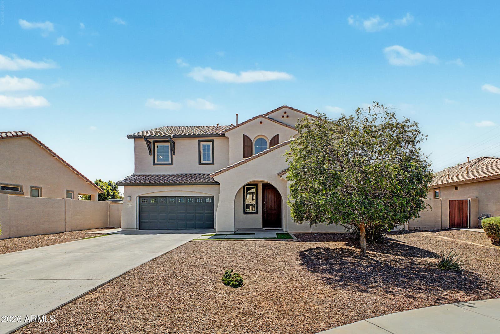 4836 S BUTTERNUT Court, Gilbert, AZ 85298 — photo 3 of 38