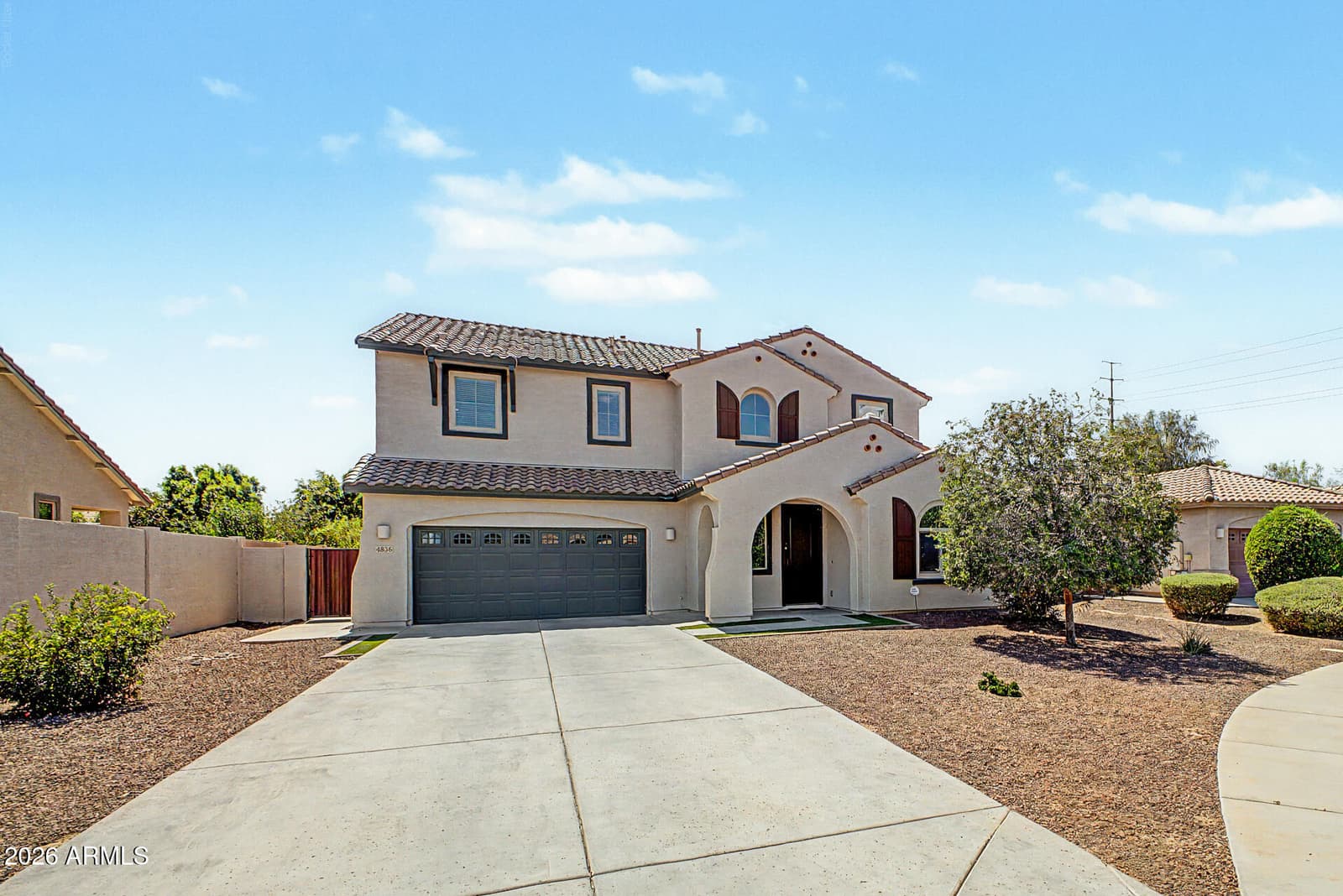 4836 S BUTTERNUT Court, Gilbert, AZ 85298 — photo 4 of 38