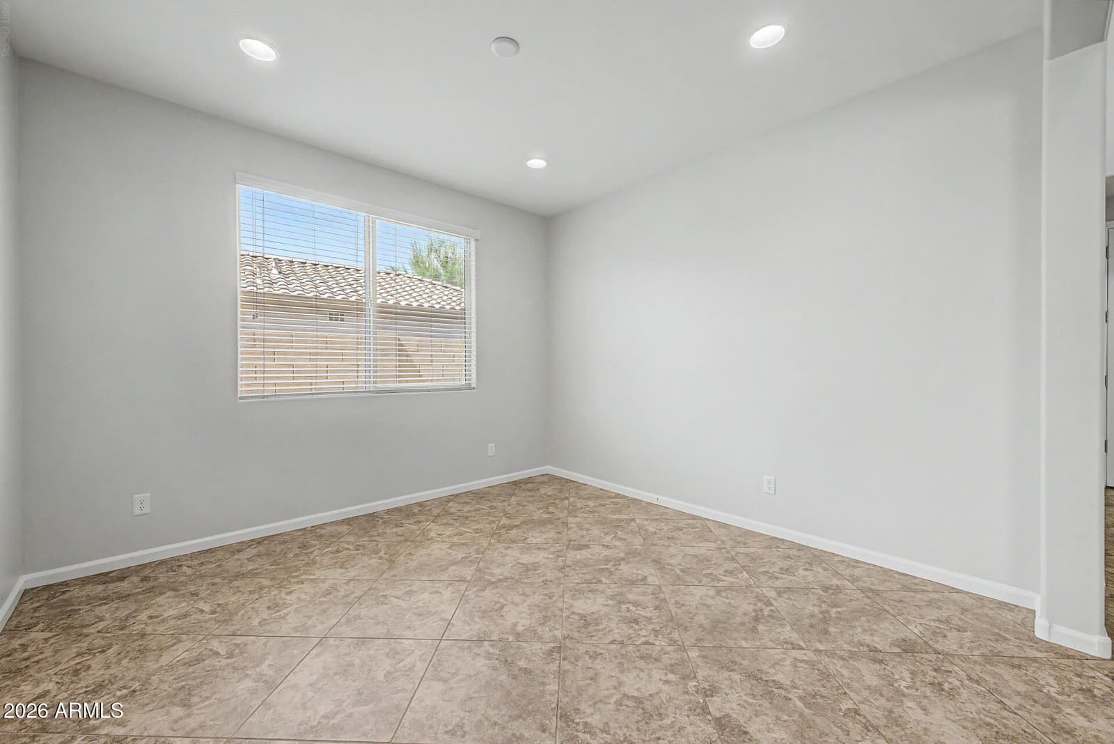 4836 S BUTTERNUT Court, Gilbert, AZ 85298 — photo 7 of 38