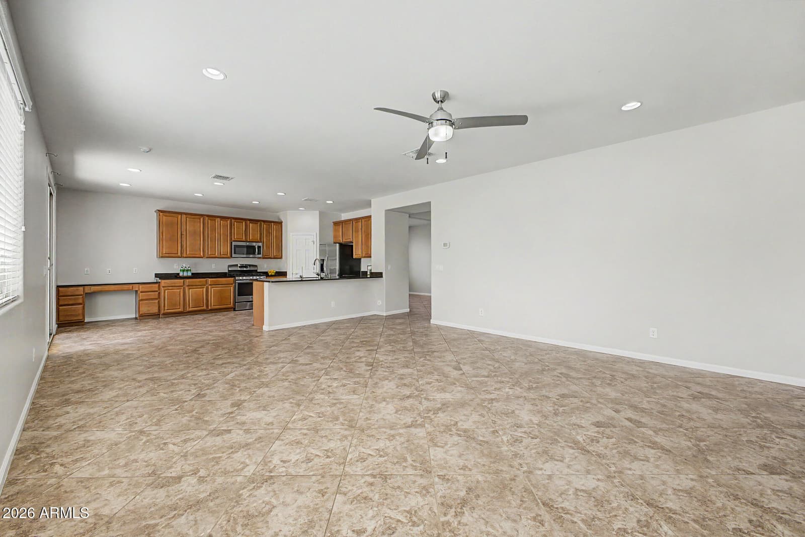 4836 S BUTTERNUT Court, Gilbert, AZ 85298 — photo 12 of 38