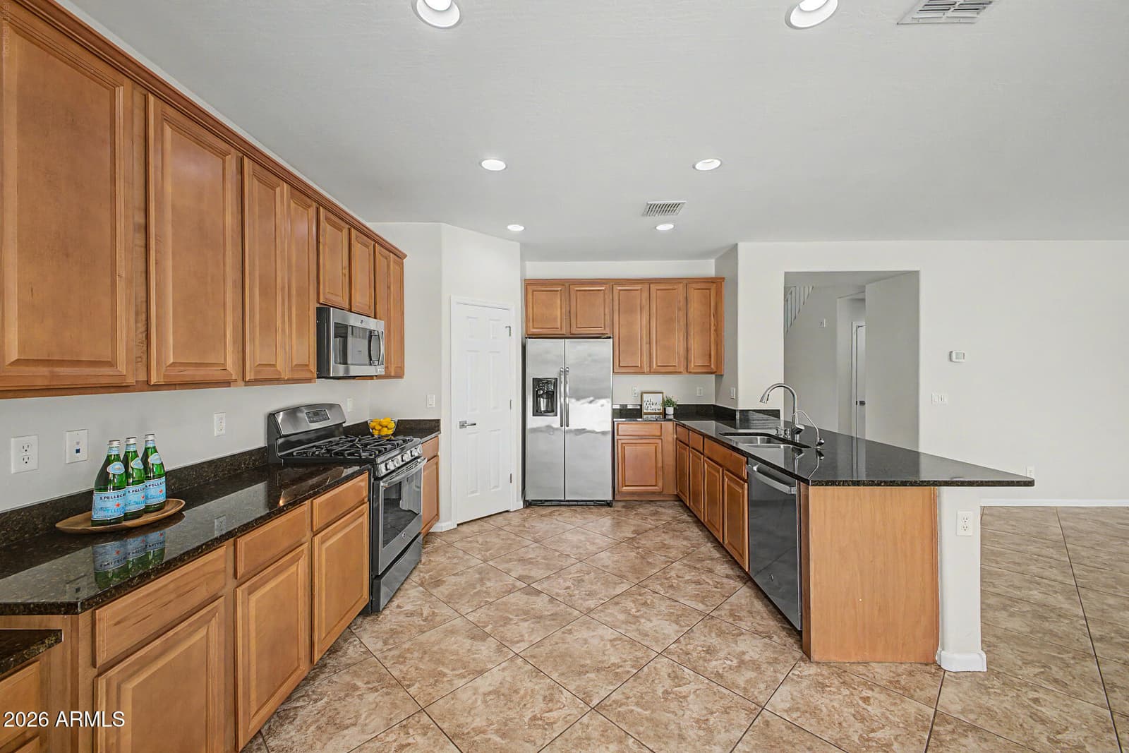 4836 S BUTTERNUT Court, Gilbert, AZ 85298 — photo 10 of 38