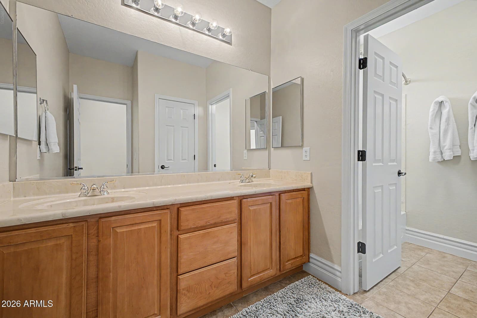 2950 E COMSTOCK Drive, Gilbert, AZ 85296 — photo 37 of 57