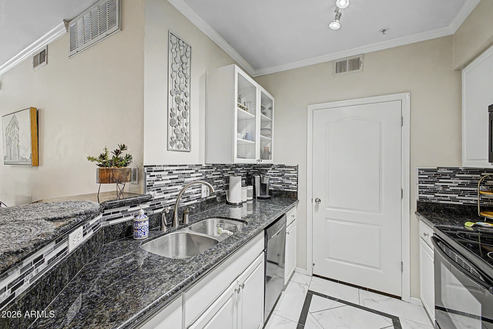 1701 E COLTER Street 221, Phoenix, AZ 85016 — photo 10 of 35