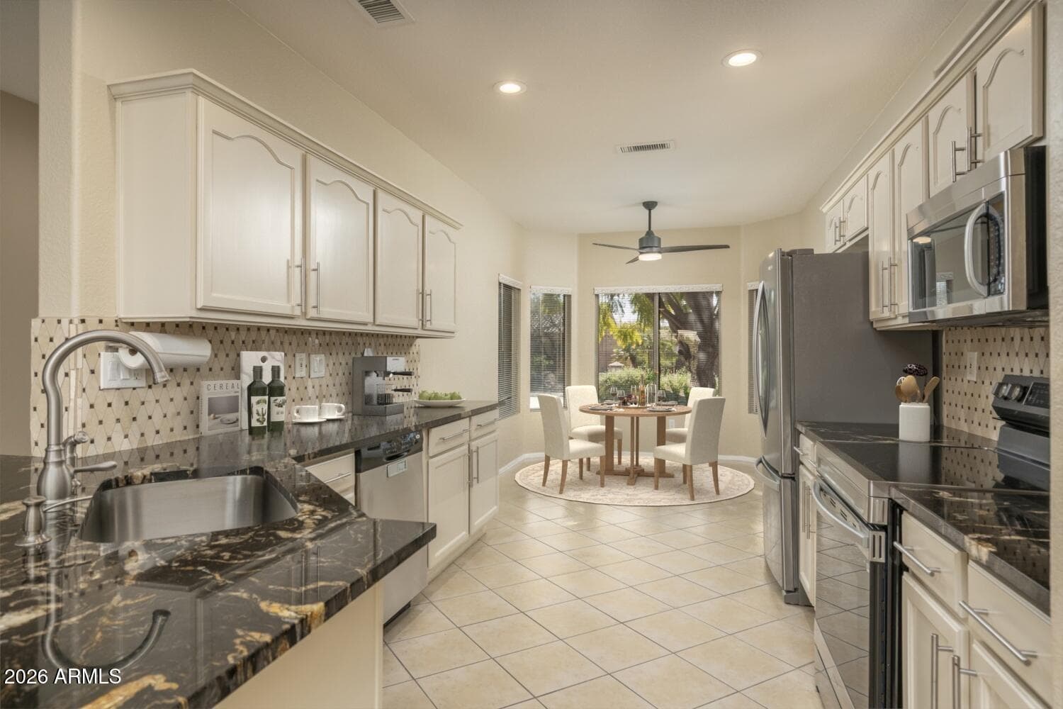 15984 W INDIGO Lane, Surprise, AZ 85374 — photo 4 of 29