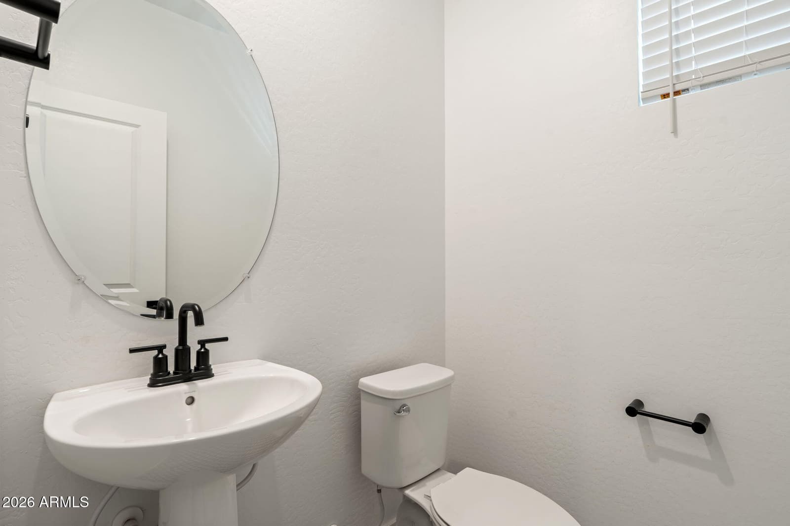 6424 N 17TH Place, Phoenix, AZ 85016 — photo 4 of 30