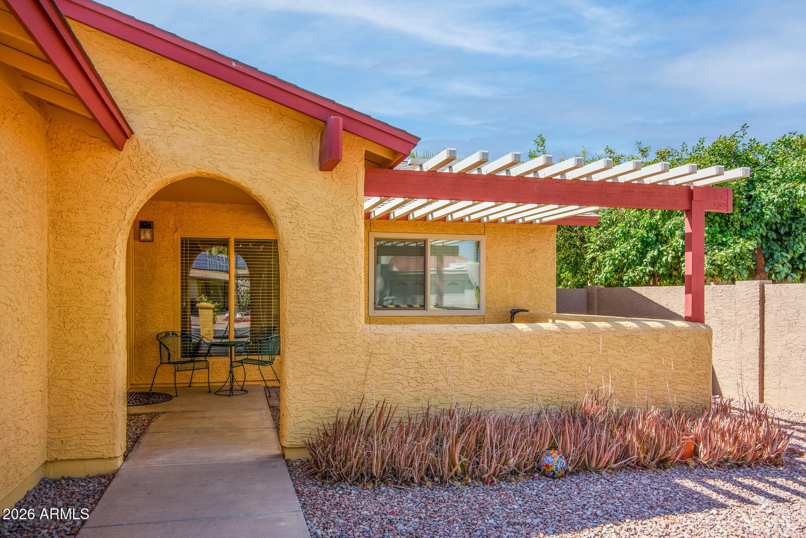 25821 S NEW TOWN Drive, Sun Lakes, AZ 85248 — photo 3 of 36