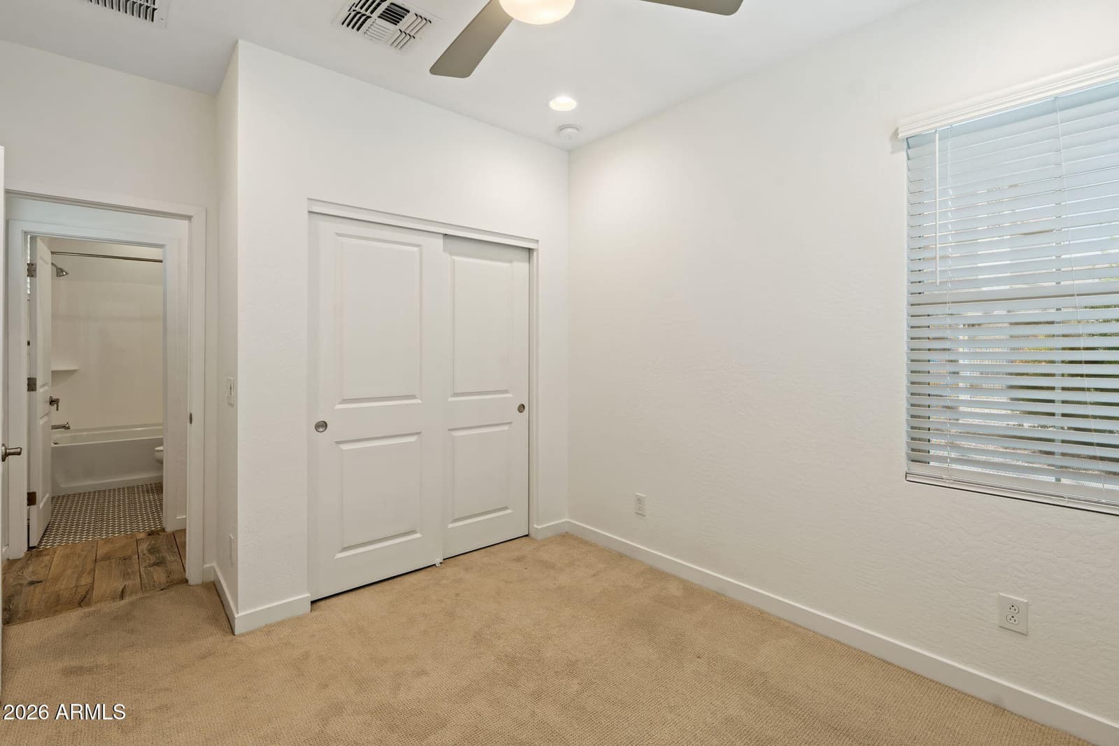 6429 N 17TH Street, Phoenix, AZ 85016 — photo 4 of 39