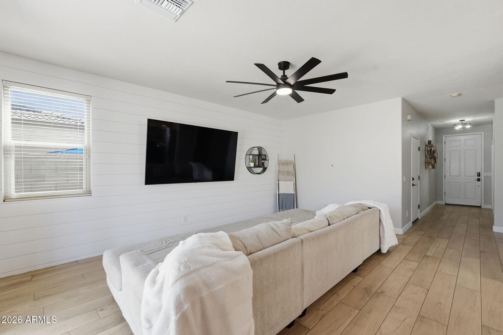 4184 E Trigger Way, Gilbert, AZ 85297 — photo 10 of 48