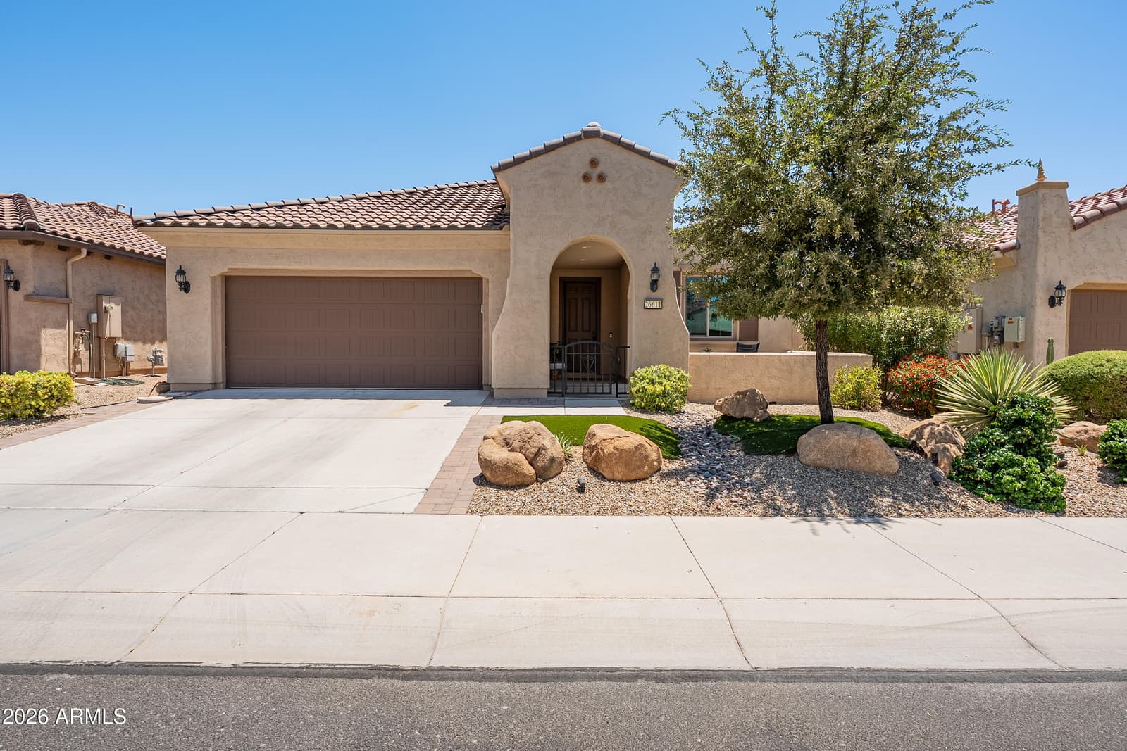 26611 W ZACHARY Drive, Buckeye, AZ 85396 — photo 2 of 61