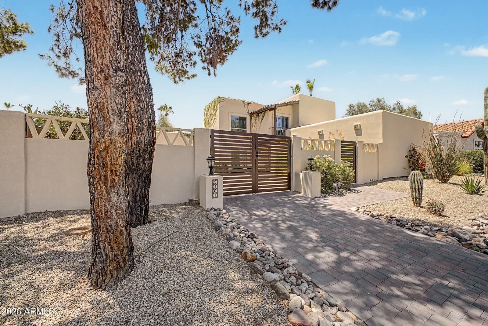 5101 E KAREN Drive, Scottsdale, AZ 85254 — photo 8 of 47