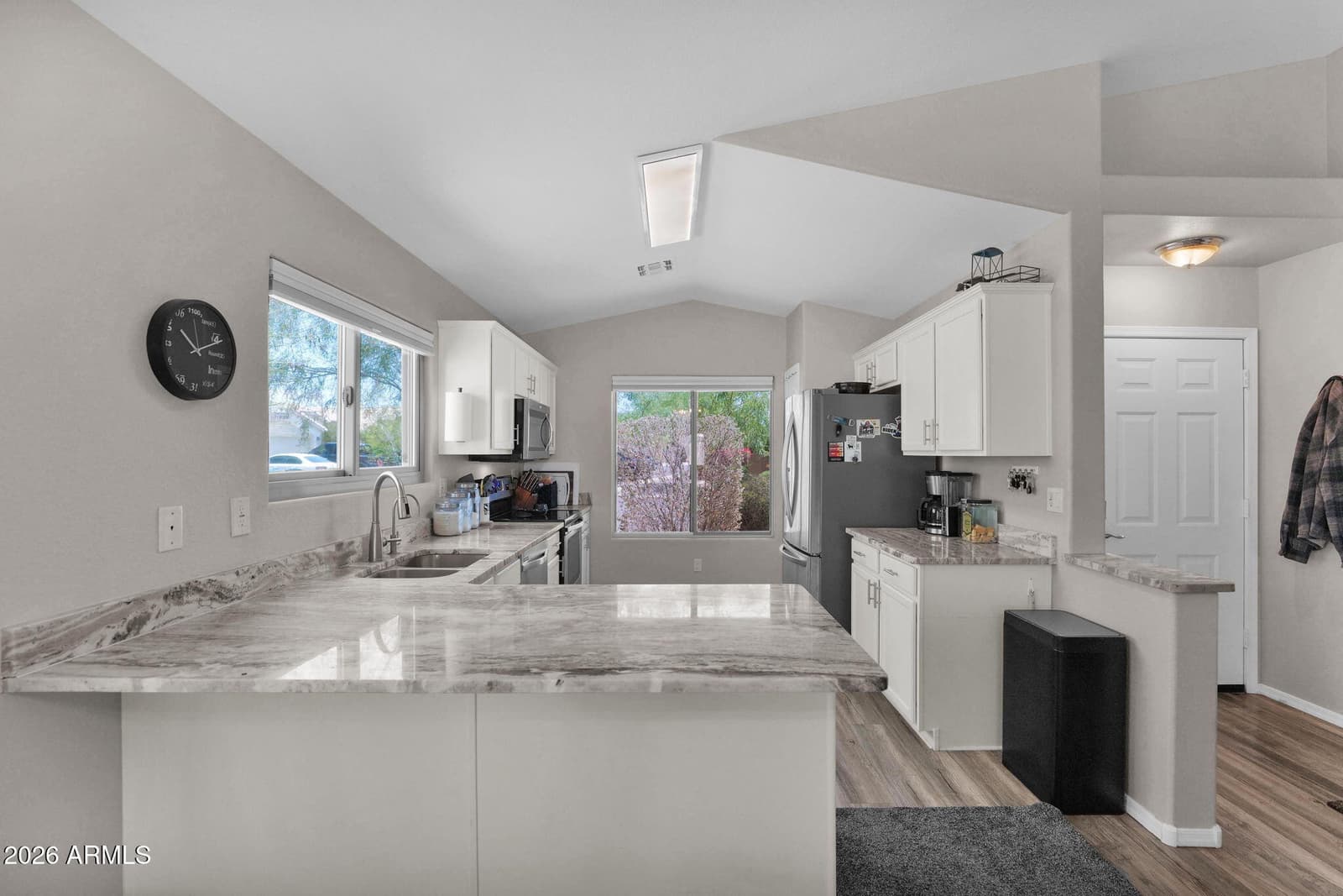 2258 E SOFT WIND Drive, Phoenix, AZ 85024 — photo 8 of 37