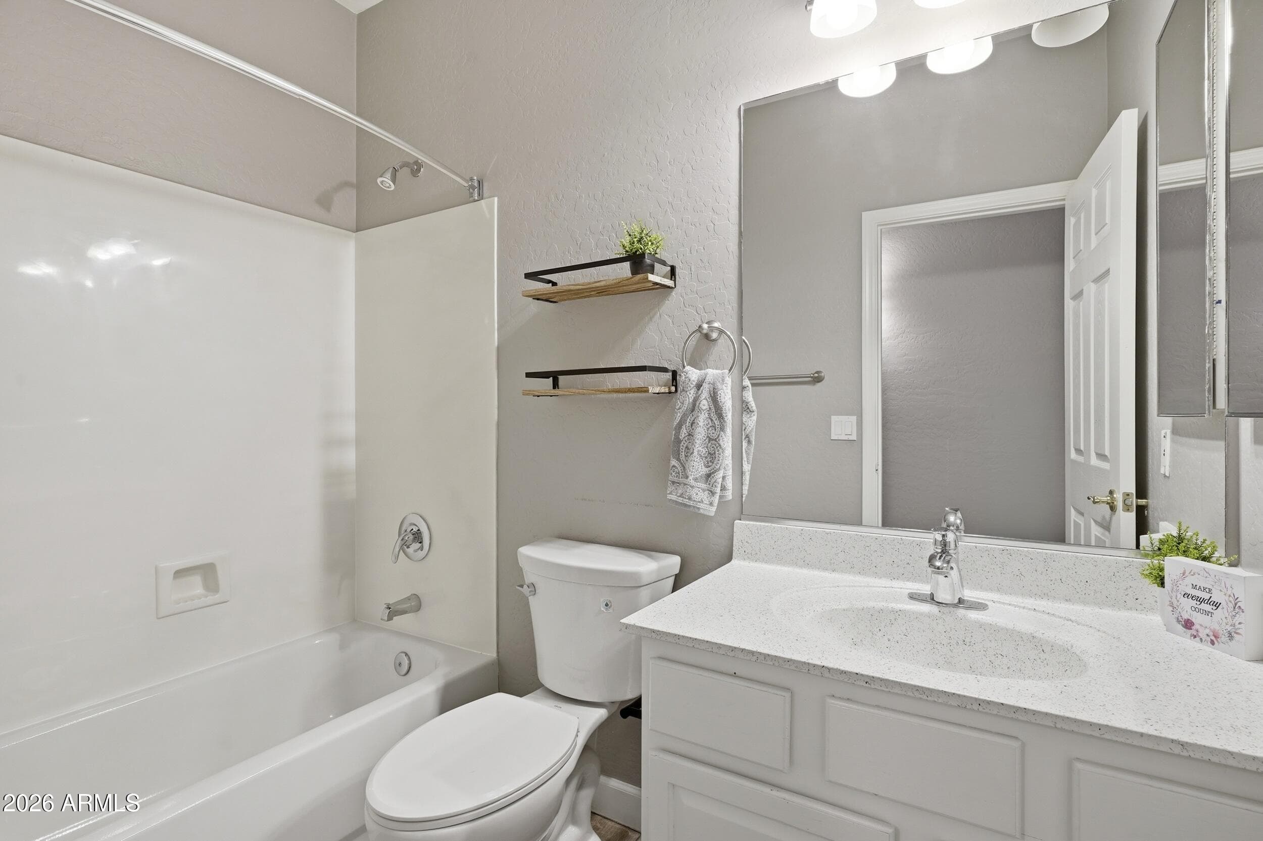7407 W HONEYSUCKLE Drive, Peoria, AZ 85383 — photo 14 of 39