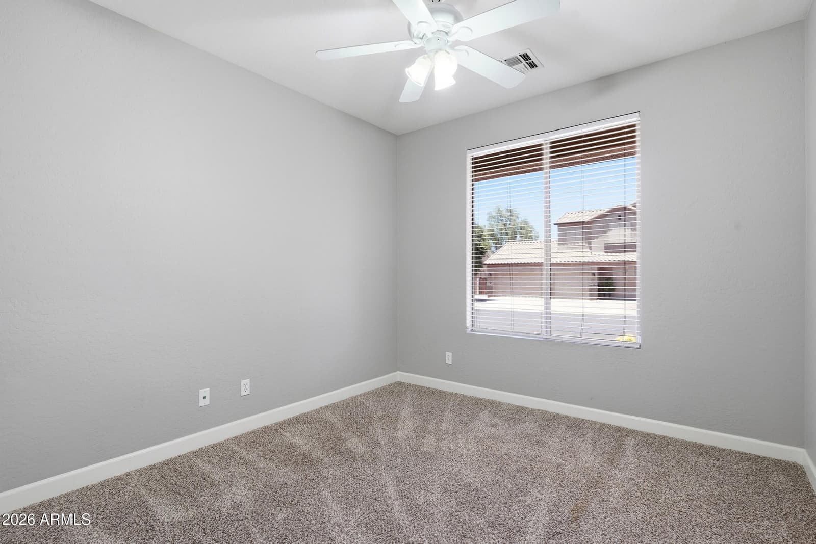 7407 W HONEYSUCKLE Drive, Peoria, AZ 85383 — photo 13 of 39