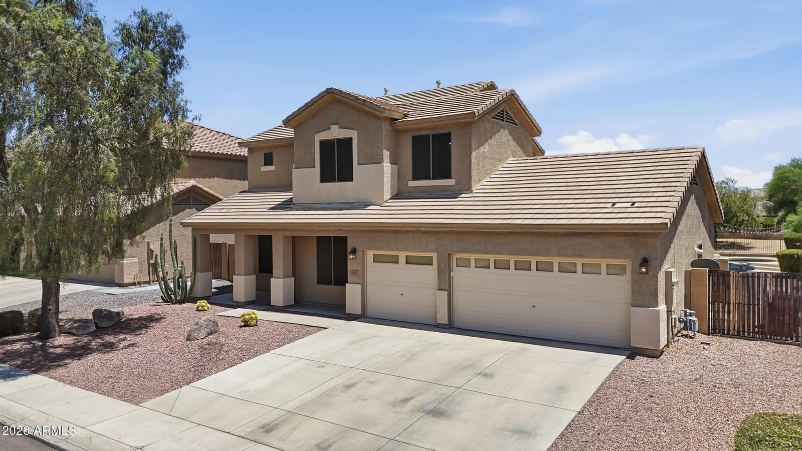 7407 W HONEYSUCKLE Drive, Peoria, AZ 85383 — photo 37 of 39
