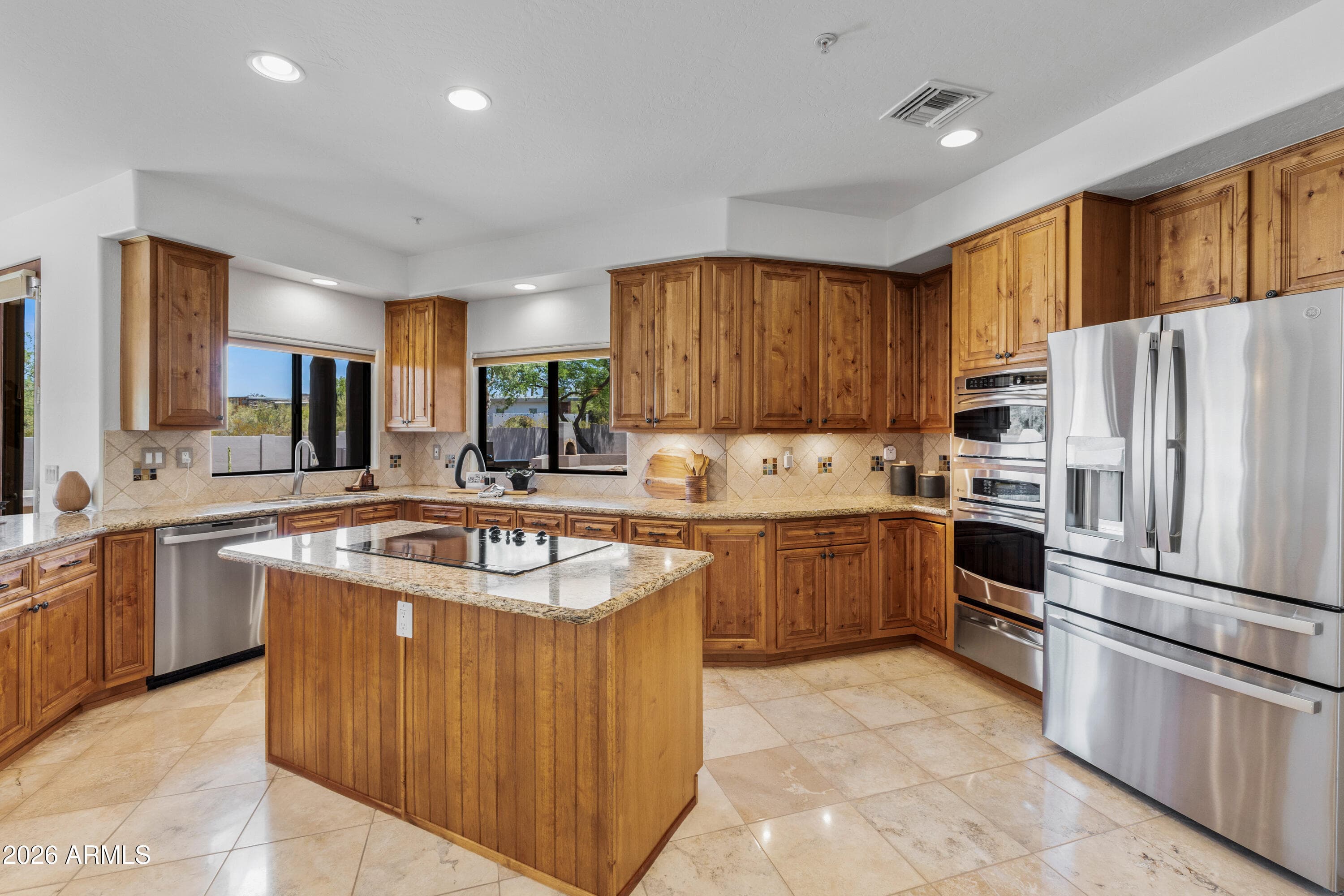 8626 E SANTA CATALINA Drive, Scottsdale, AZ 85255 — photo 13 of 51