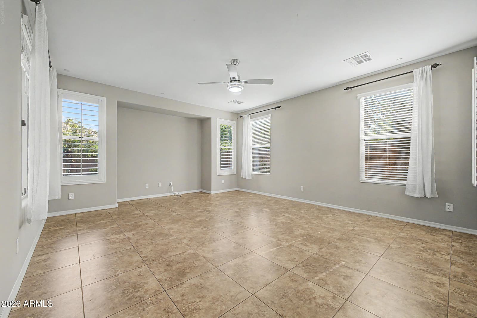 3497 E Sierra Madre Avenue, Gilbert, AZ 85296 — photo 11 of 60