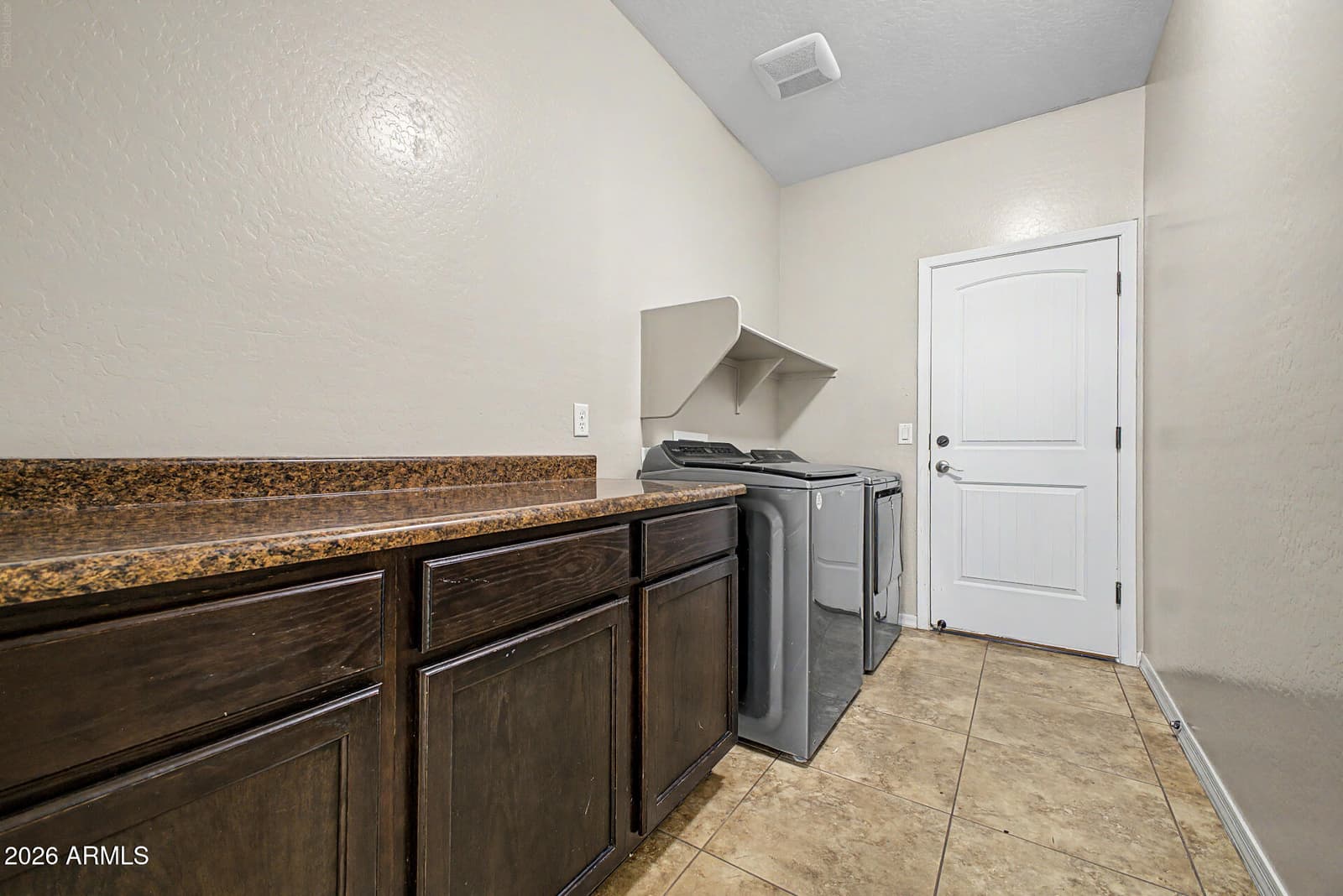 3497 E Sierra Madre Avenue, Gilbert, AZ 85296 — photo 39 of 60