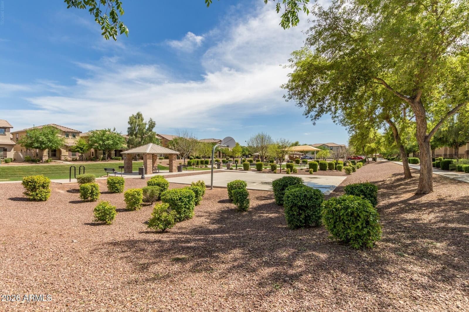 1020 S CHESHIRE Lane, Gilbert, AZ 85296 — photo 33 of 35