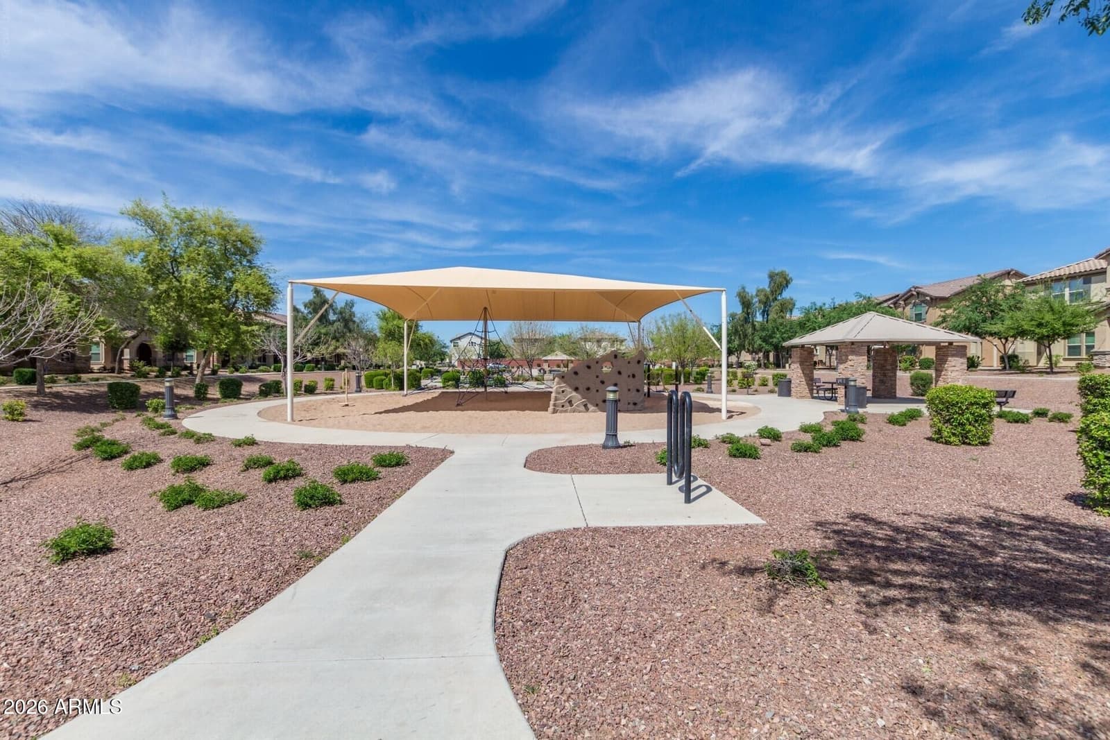 1020 S CHESHIRE Lane, Gilbert, AZ 85296 — photo 34 of 35