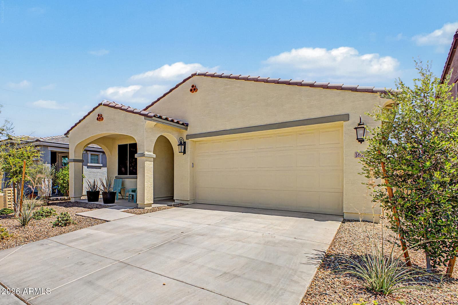 16793 W JENAN Road, Surprise, AZ 85388 — photo 3 of 48