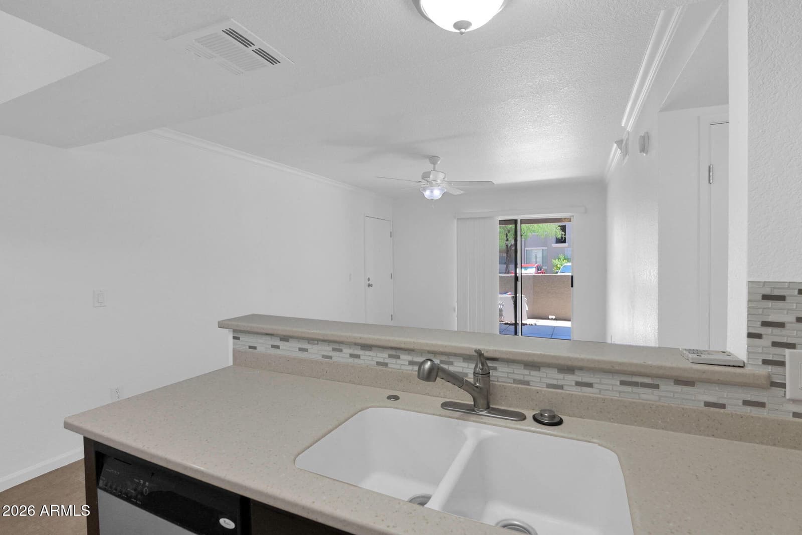 1720 E THUNDERBIRD Road 1019, Phoenix, AZ 85022 — photo 13 of 47