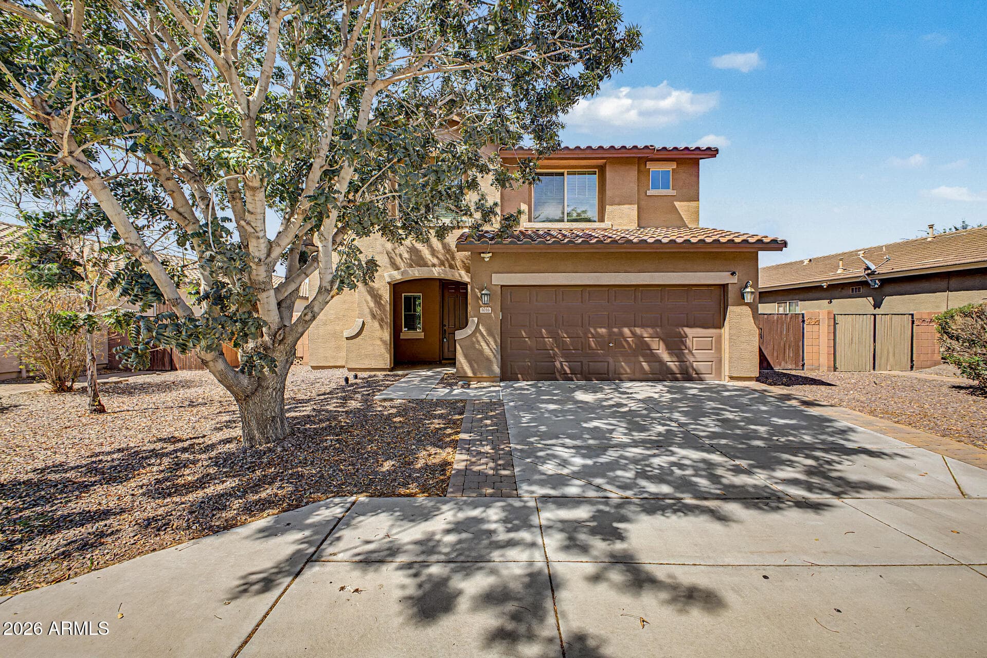 1016 W BASSWOOD Avenue, San Tan Valley, AZ 85140 — photo 1 of 32
