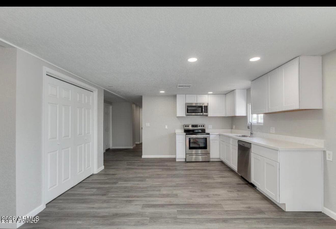 1562 S DESERT VIEW Place, Apache Junction, AZ 85120 — photo 3 of 11
