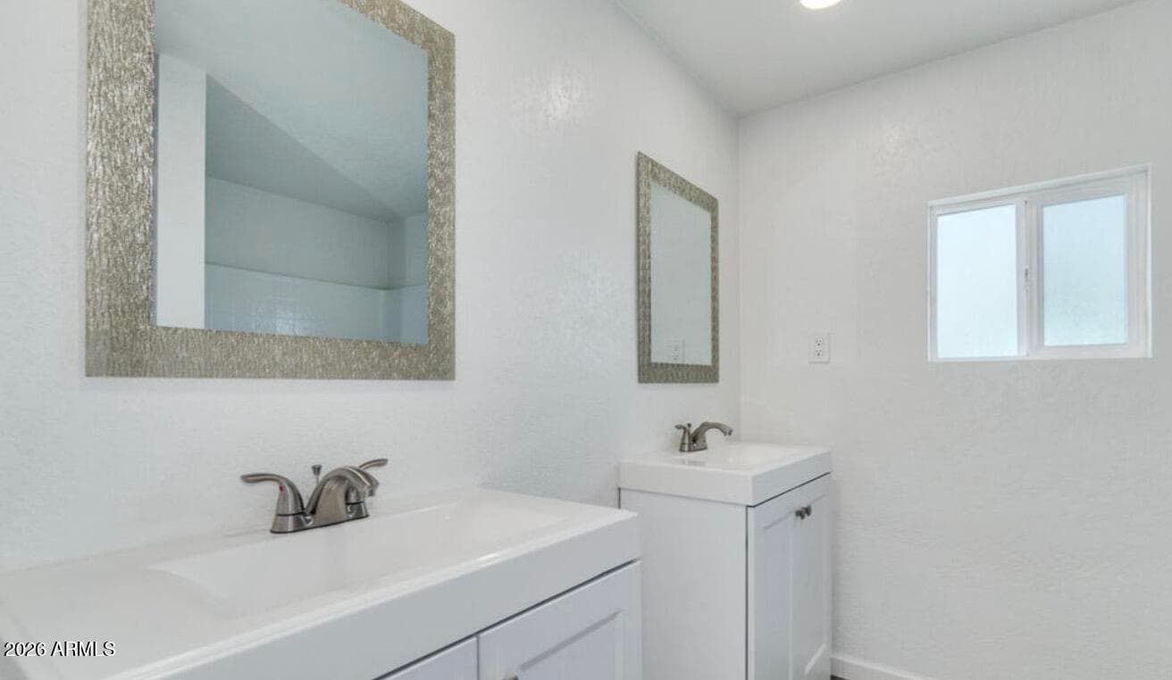 1562 S DESERT VIEW Place, Apache Junction, AZ 85120 — photo 7 of 11