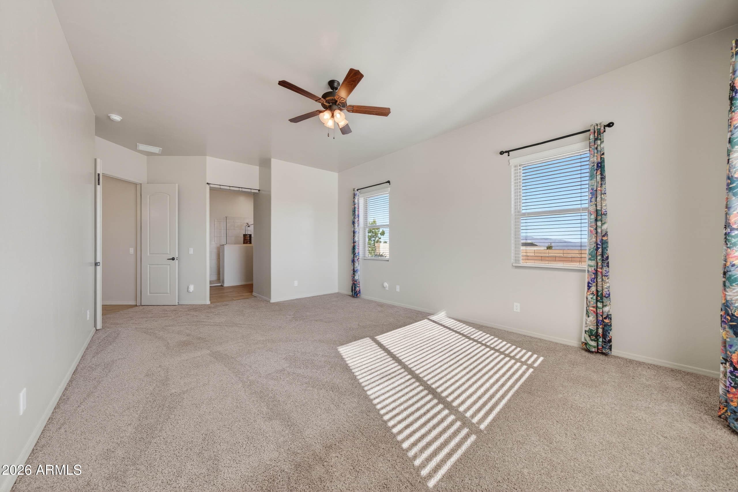 6760 E Vaquero Circle, Hereford, AZ 85615 — photo 7 of 45