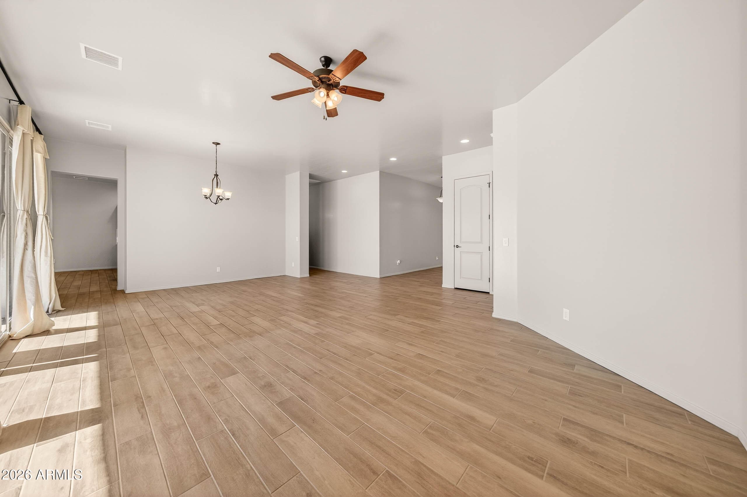 6760 E Vaquero Circle, Hereford, AZ 85615 — photo 10 of 45