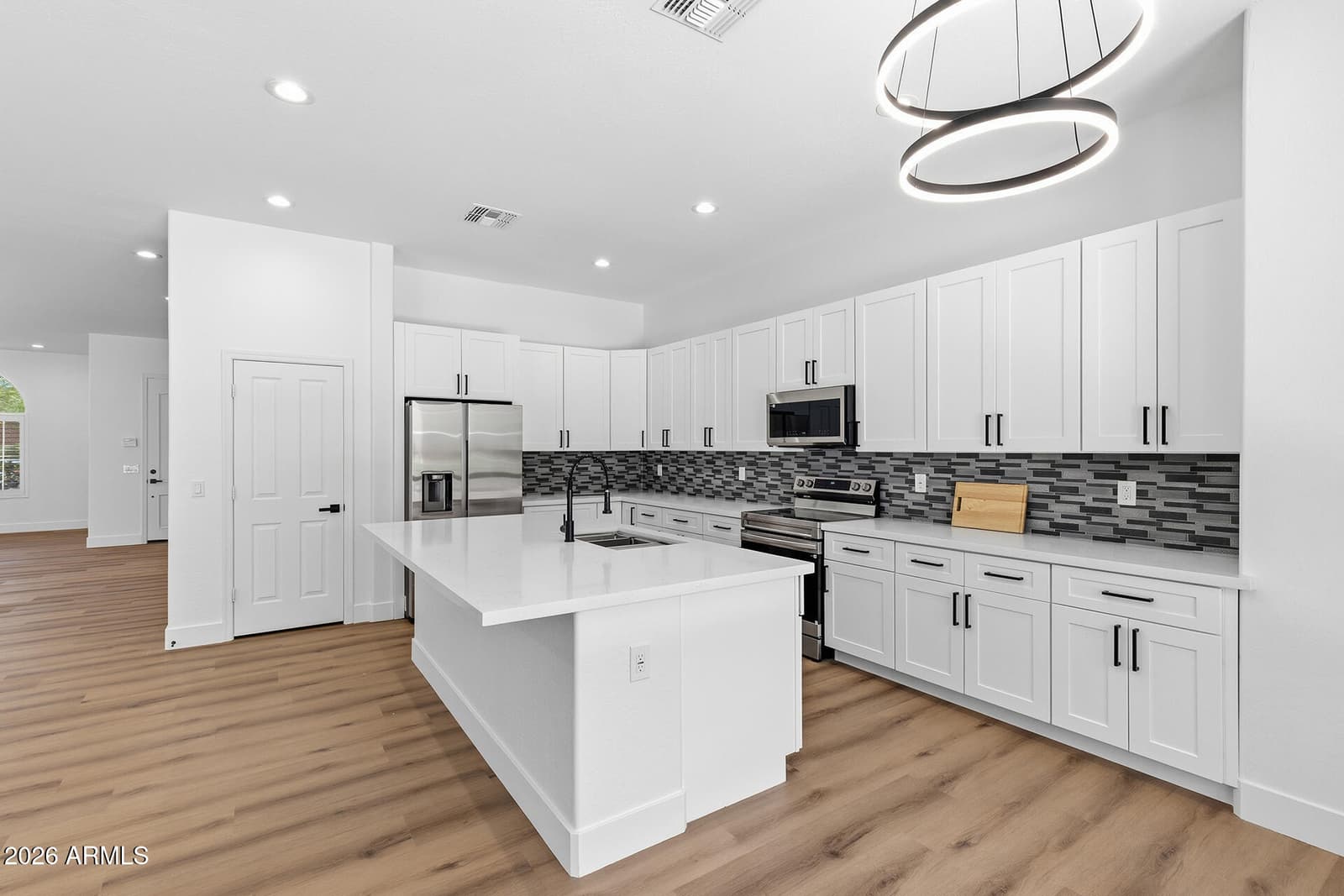 2940 W ADVENTURE Drive, Anthem, AZ 85086 — photo 12 of 64
