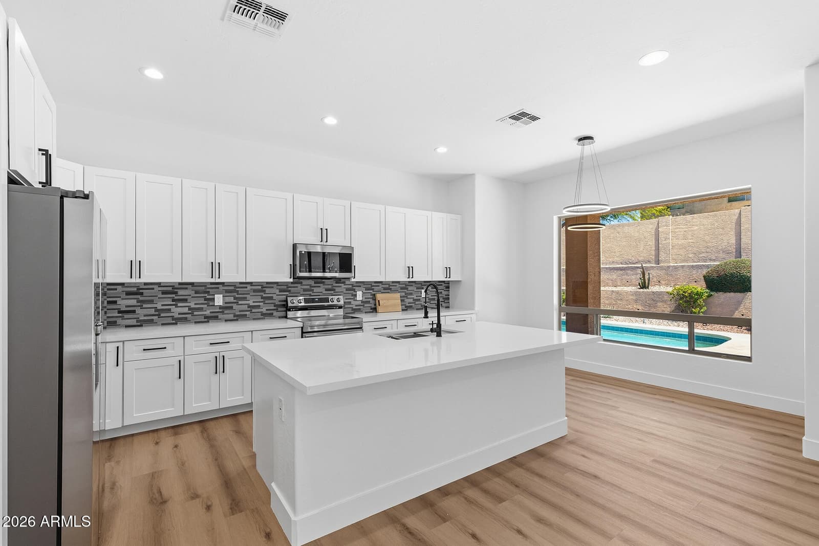 2940 W ADVENTURE Drive, Anthem, AZ 85086 — photo 16 of 64