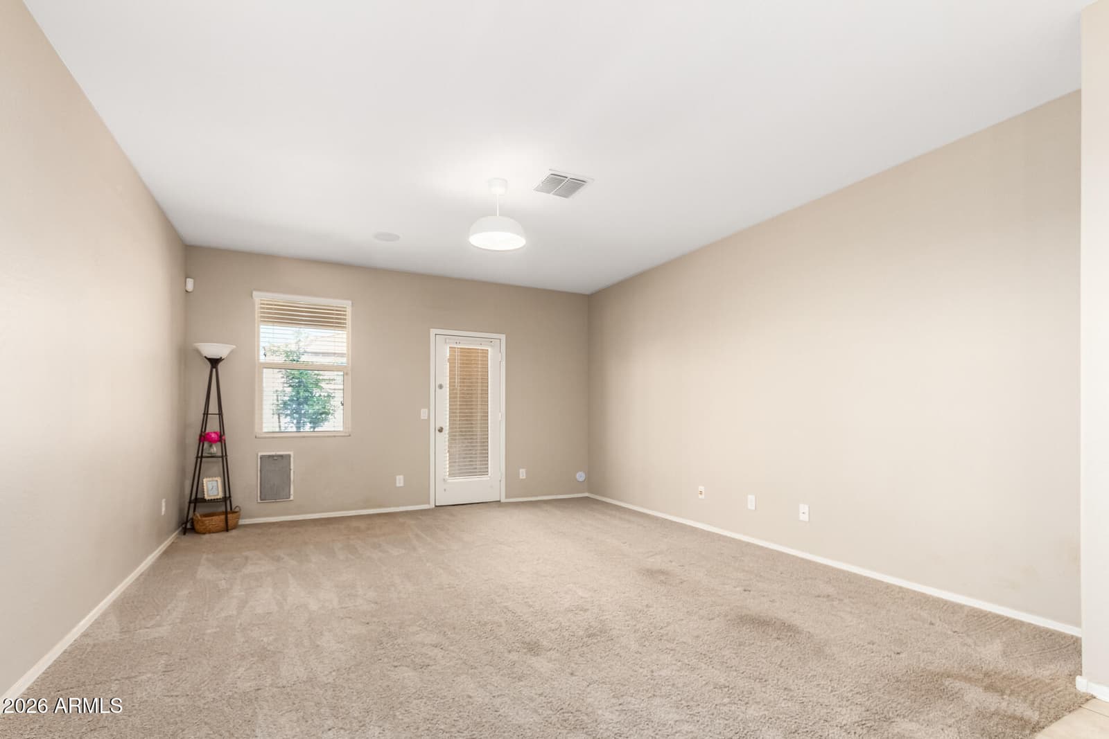 2926 W KOWALSKY Lane, Phoenix, AZ 85041 — photo 15 of 33