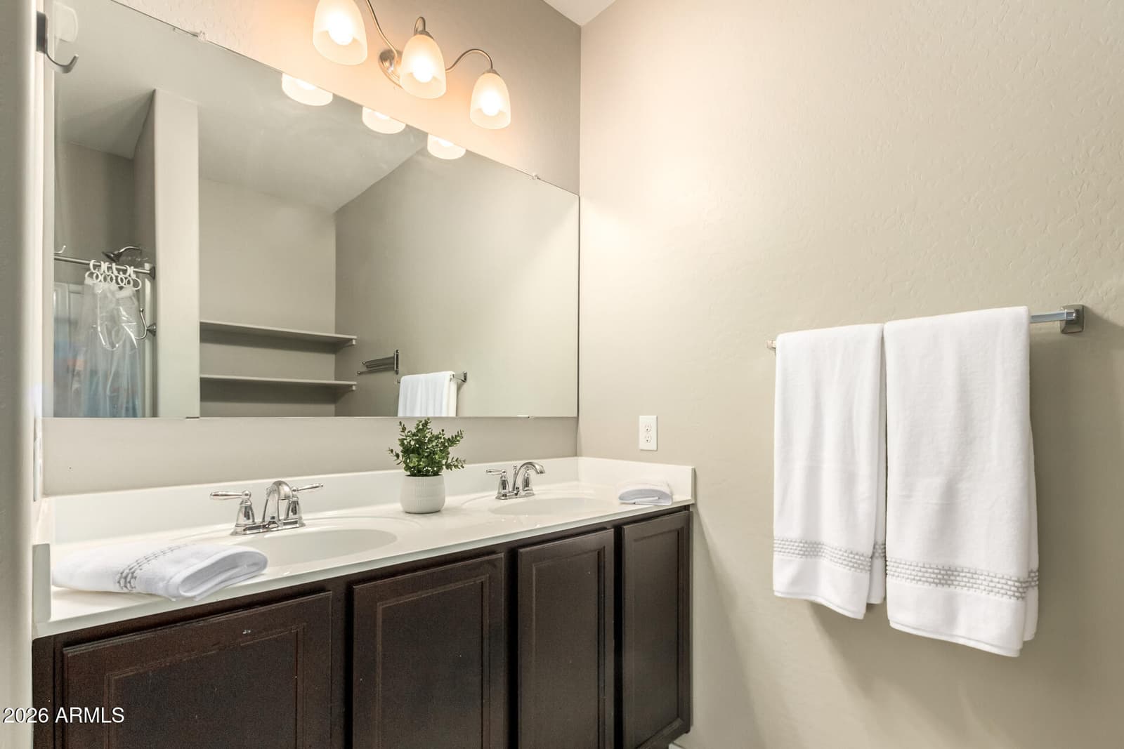 2926 W KOWALSKY Lane, Phoenix, AZ 85041 — photo 21 of 33
