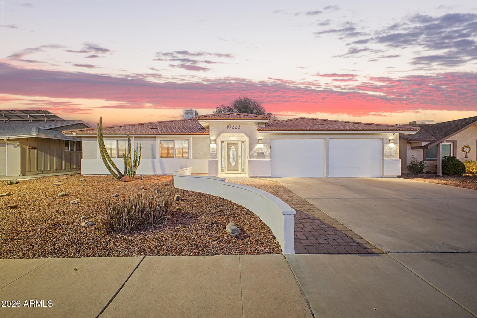10223 W DESERT HILLS Drive, Sun City, AZ 85351 — photo 1 of 52