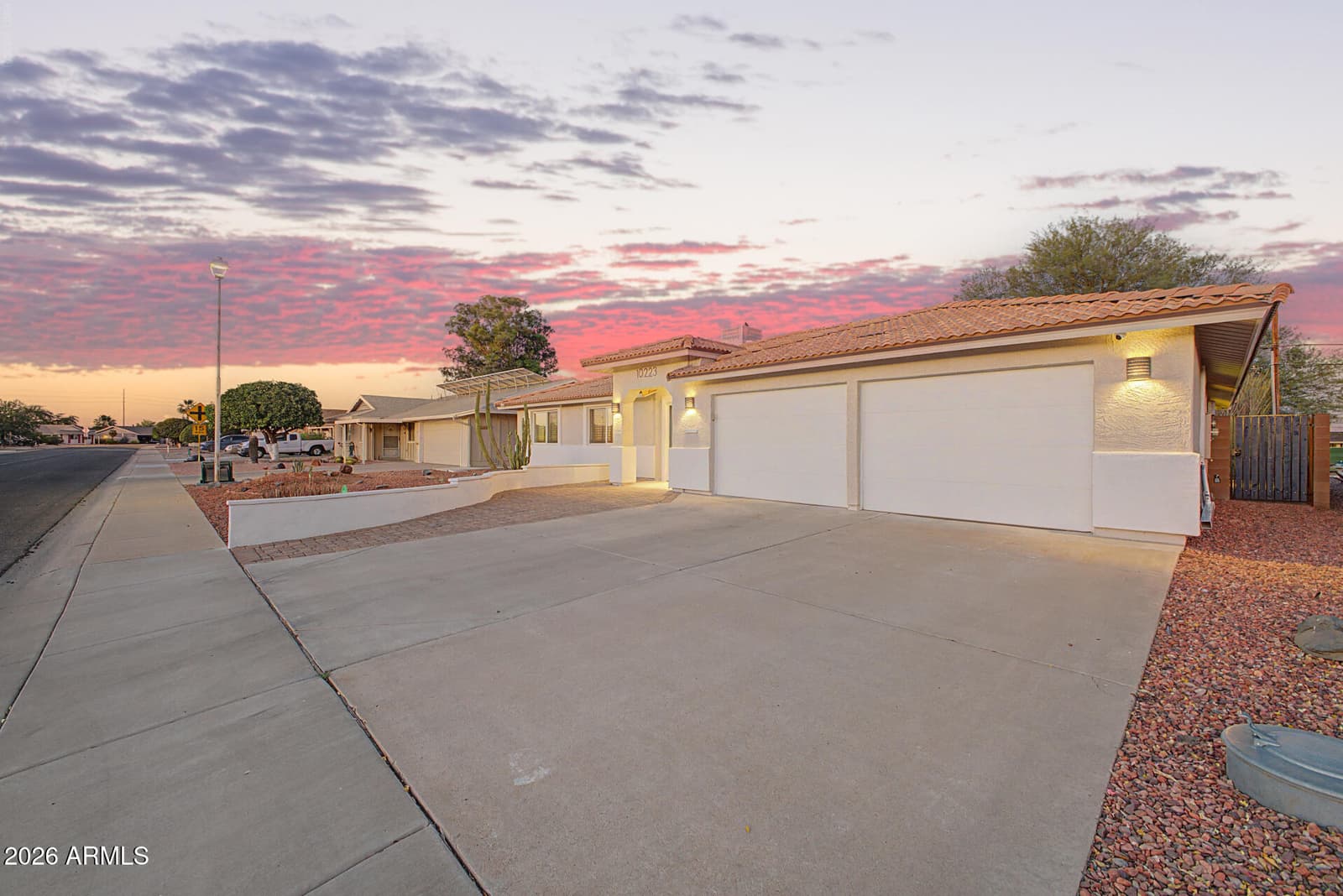 10223 W DESERT HILLS Drive, Sun City, AZ 85351 — photo 44 of 52