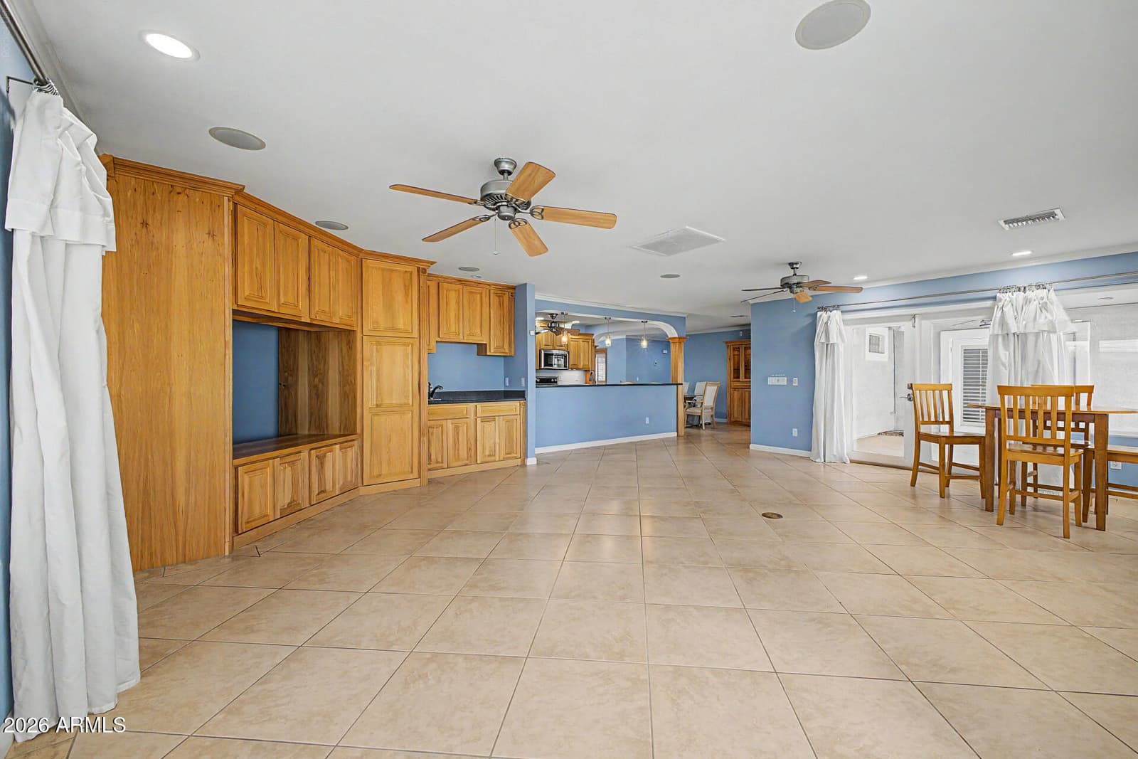 10223 W DESERT HILLS Drive, Sun City, AZ 85351 — photo 11 of 52