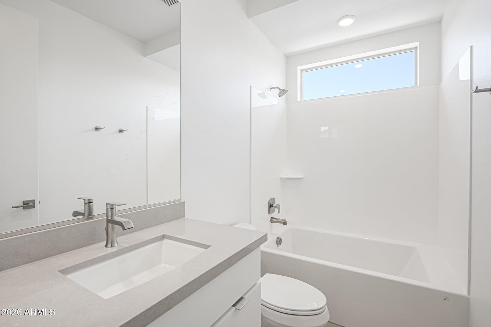 7950 W LOMA Lane, Peoria, AZ 85345 — photo 14 of 47